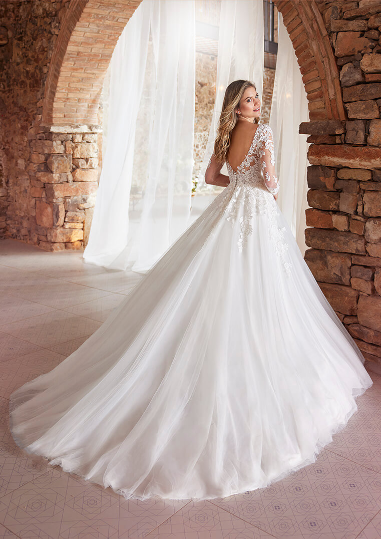 Robe de mariée Maya - White One Collection 2023