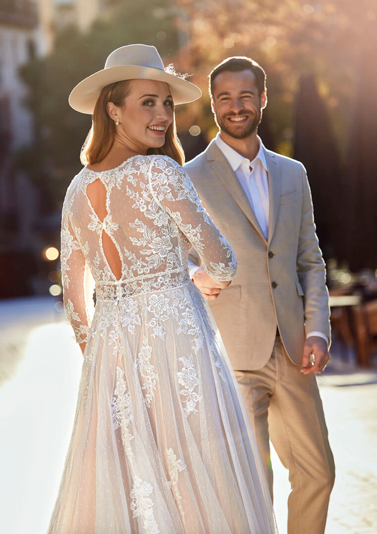 Robe de mariée Lumière - White One Collection 2023