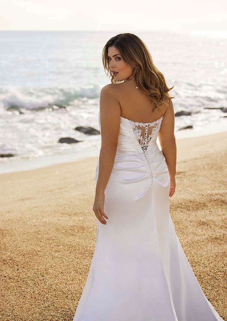 Robe de mariée Grammy - White One collection 2024